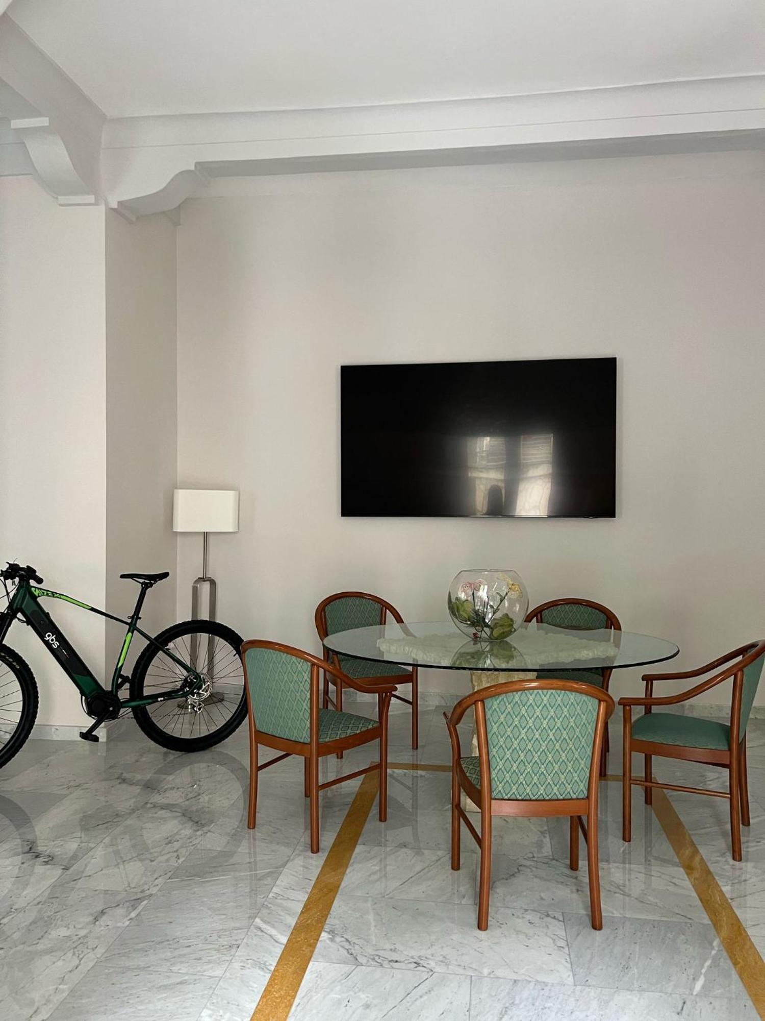 Hotel Mazzocca 卡拉马尼科泰尔梅 外观 照片